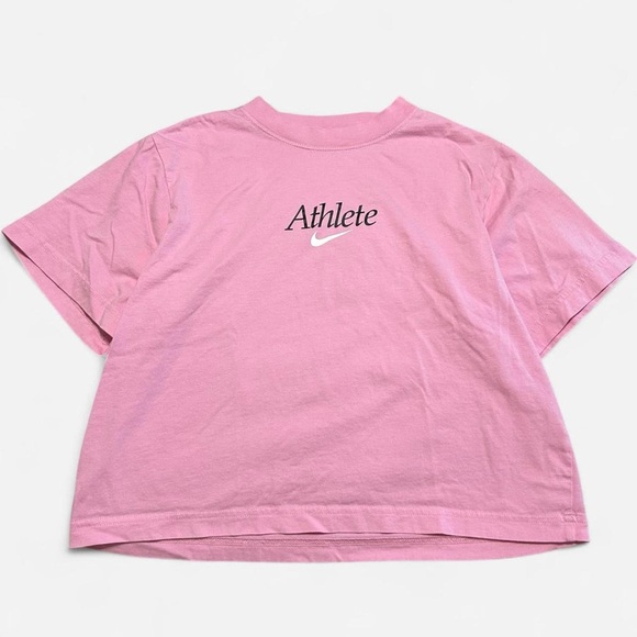 Nike Tops - Nike Pink Cropped Short Sleeve Tee